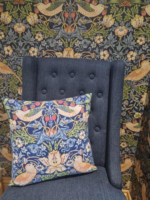 Cosy Cottage, in the idyllic town of Holt House in Holt