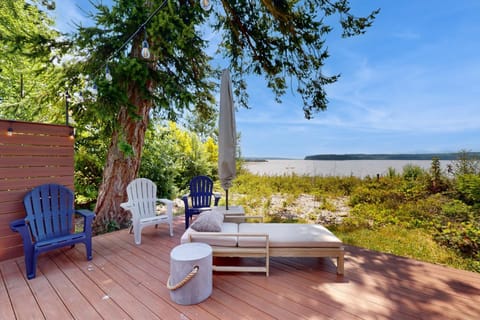 Heron's Hideaway House in Hansville