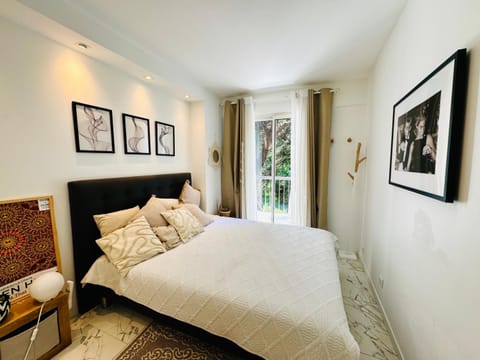 Modern appartment & Pool & seaview in St Tropez Apartment in Saint-Tropez