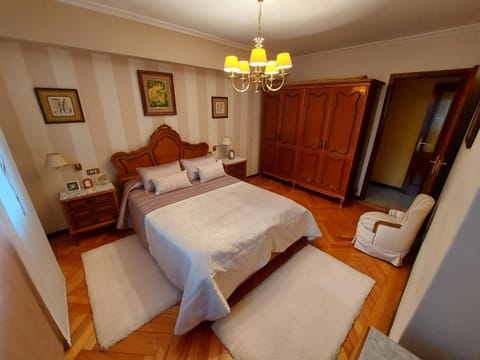 Bed, Bedroom, wardrobe