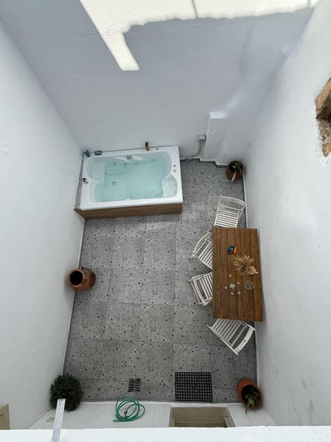 Balcony/Terrace, Swimming pool