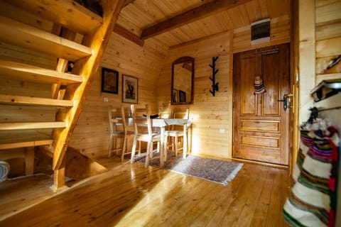 Planinska kuća Isiteo House in Zlatibor District, Serbia