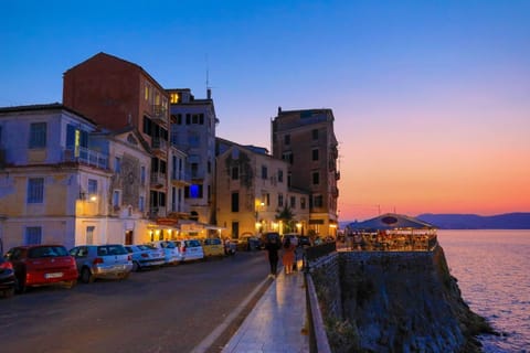 Neighbourhood, Sunset