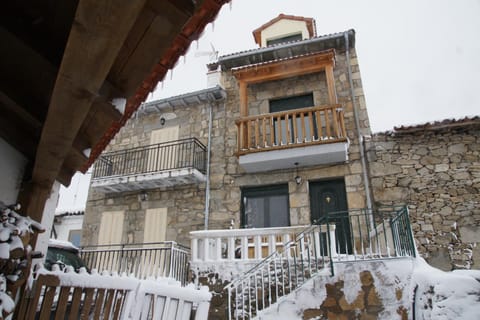 Inner courtyard view