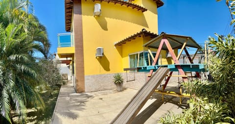Casa amarela 2km de Geribá-Buzios House in Armacao dos Buzios
