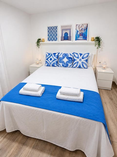 Bed, air conditioner