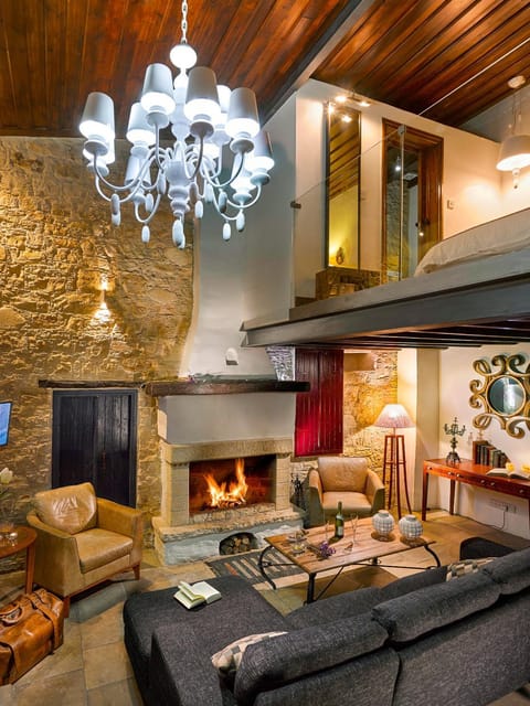 TV and multimedia, Living room, Seating area, fireplace, fireplace