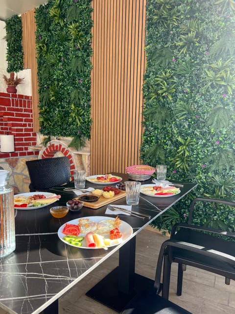 Food and drinks, Food, Buffet breakfast