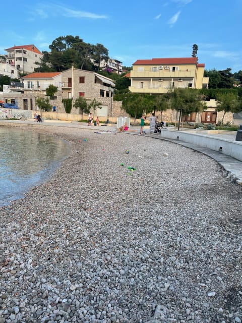 Gallery for two, near the beach and the center of Jelsa Apartment in Dubrovnik-Neretva County