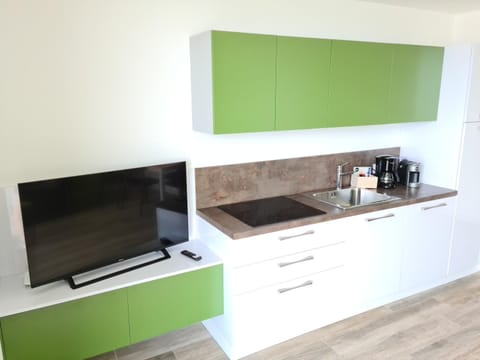 TV and multimedia, Kitchen or kitchenette