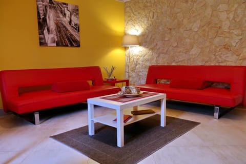 Living room, Photo of the whole room
