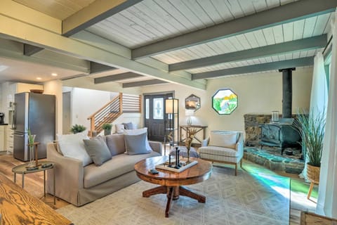 Modern Groveland Chalet about 25 Mi to Yosemite! House in Groveland