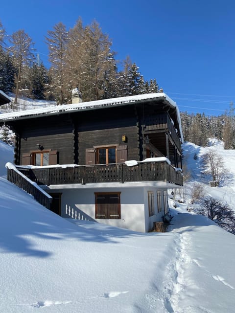 LA TZOUMAZ - VERBIER 4 Vallées - Grand Chalet 5 chambres, Ski IN/OUT, Sauna Chalet in Riddes