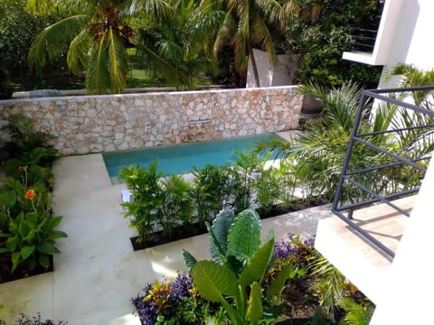 Balcony/Terrace, Pool view, Swimming pool