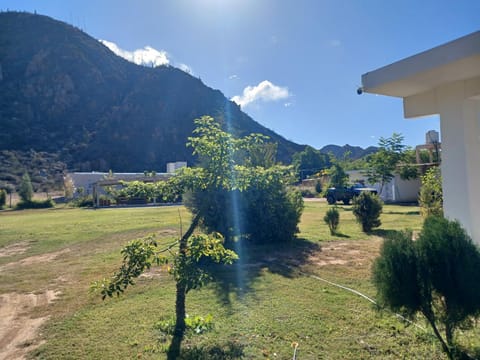 Spring, Day, Natural landscape, Garden, Garden view, Mountain view
