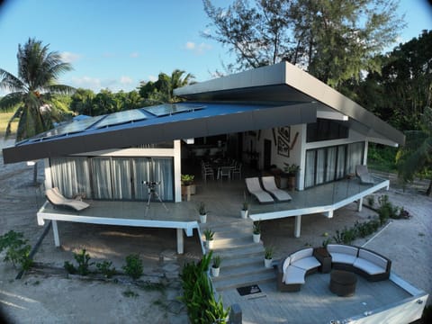 Property building, Patio, Day, Garden, View (from property/room), Balcony/Terrace, Garden view