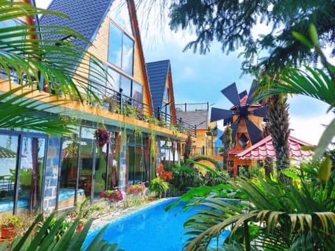 Property building, Pool view, Swimming pool