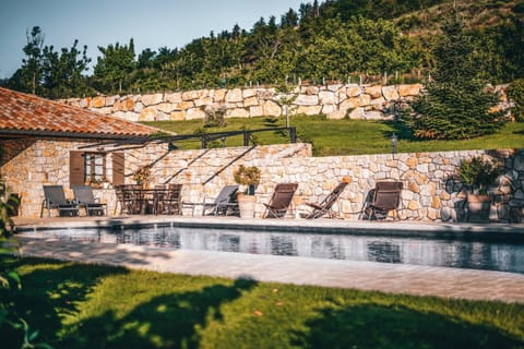Garden, Swimming pool, Swimming pool