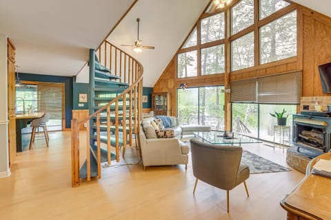 Riverfront Shelby Home with Private Boat Dock! House in Alabama