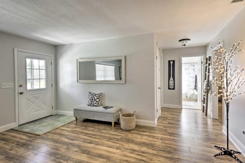 Outdoor Retreat in Edgewater with Private Pool House in Edgewater