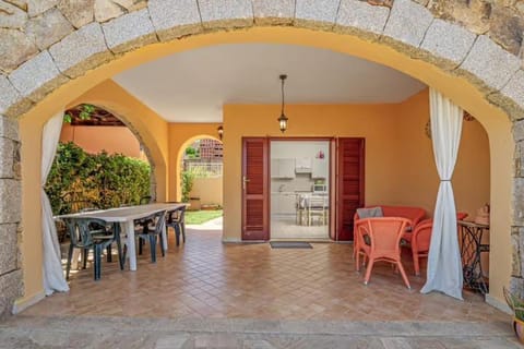 Villetta Lutturai House in Sardinia