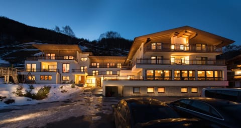 Pension Grünerhof Bed and Breakfast in Soelden