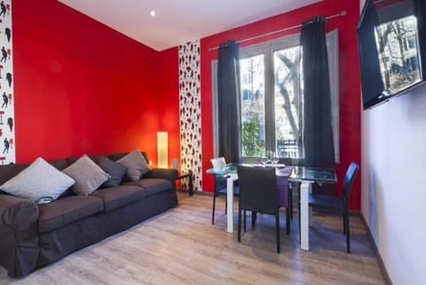 Living room, Dining area