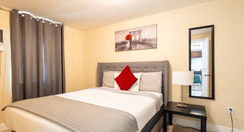 COZY Private Apts in Hollywood By Hard Rock Casino! Apartment in Hollywood