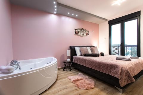 Room Jacuzzi “ATHENA” Apartment in Vojvodina