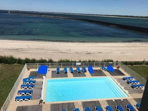 Beau T2 Bis dans résidence de standing RAVALEMENT DE FACADE EN COURS Apartment in Le Croisic