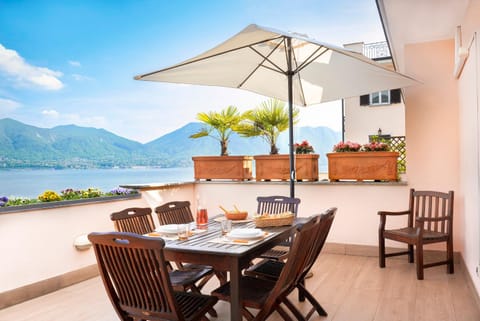 Patio, View (from property/room), Lake view