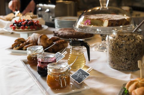 Continental breakfast