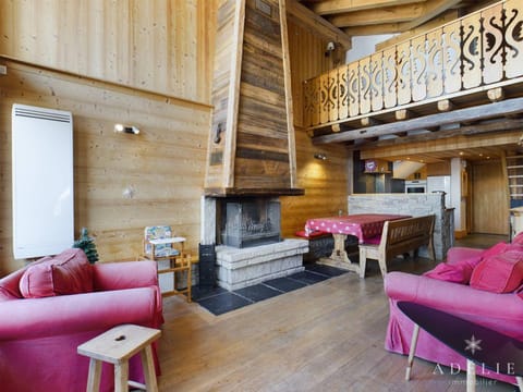 Appartement 4 pièces, centre station, 8-10 personnes, cheminée, WIFI - FR-1-398-640 Apartment in Montvalezan