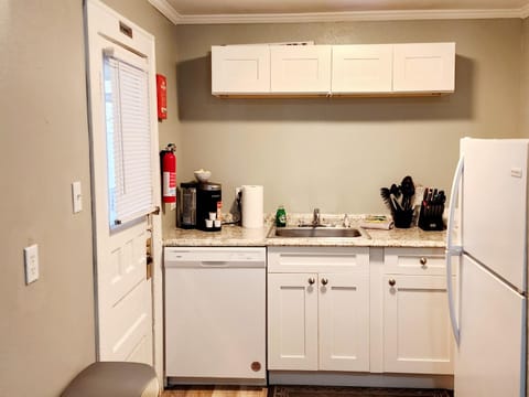 TWO BEDROOM HOME IN BEAUTIFUL DOWNTOWN LAKELAND Apartment in Lakeland