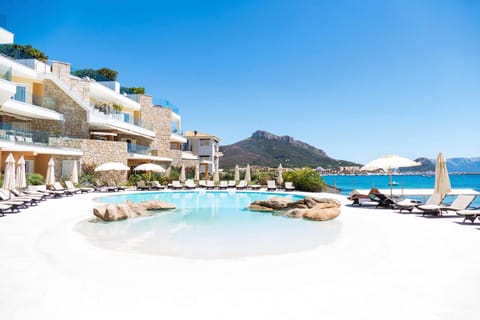 Property building, Facade/entrance, Summer, Balcony/Terrace, On site, Garden view, Sea view, Swimming pool