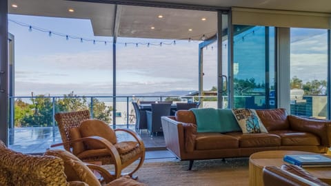View (from property/room), View (from property/room), Living room, Seating area, Mountain view, Mountain view