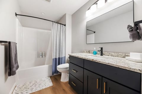 Copper Skies Lodge at Powder House Pass House in North Lawrence