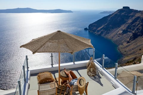 Patio, Landmark view