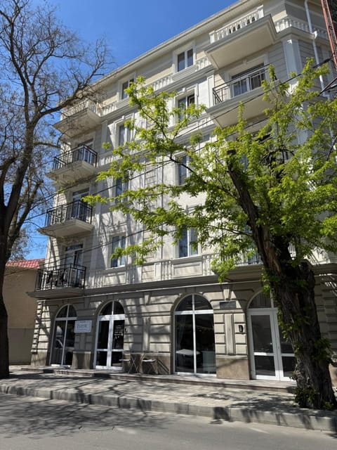 Property building, Day