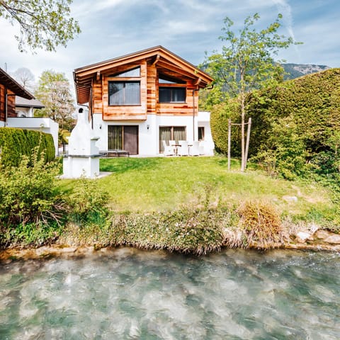 Property building, Garden, Garden view
