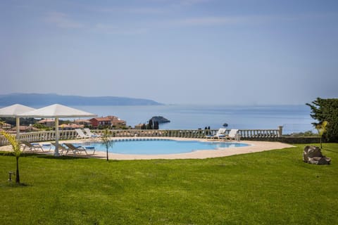 Garden, Pool view, Swimming pool