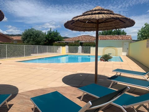 Aux couleurs d’Ardèche House in Vallon-Pont-d'Arc