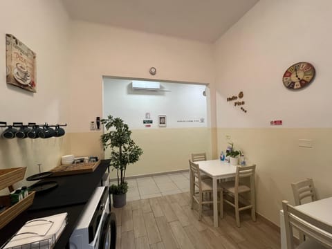 Communal lounge/ TV room, Kitchen or kitchenette, Communal kitchen, kitchen