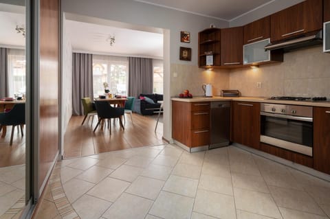 Duży Apartament PASJA na parterze z tarasem Apartment in Pomeranian Voivodeship