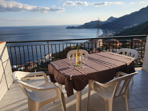 Patio, Day, Natural landscape, View (from property/room), Balcony/Terrace, Living room, Seating area, Dining area, Mountain view, Sea view