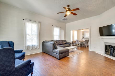 Charming 100-Year-Old Home Less Than 1 Mi to Downtown House in Ocala