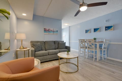 Coastal Condo with Balcony in North Myrtle Beach! Apartment in Crescent Beach