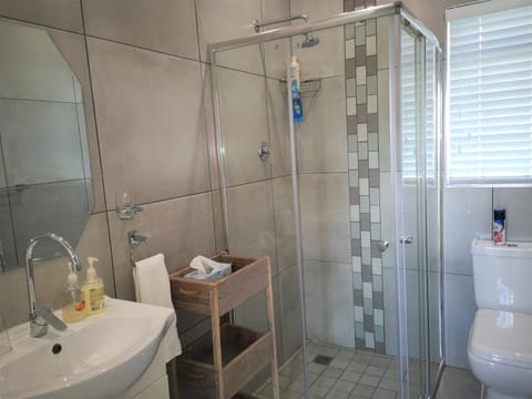 Seashell Cottage Apartment in Hermanus