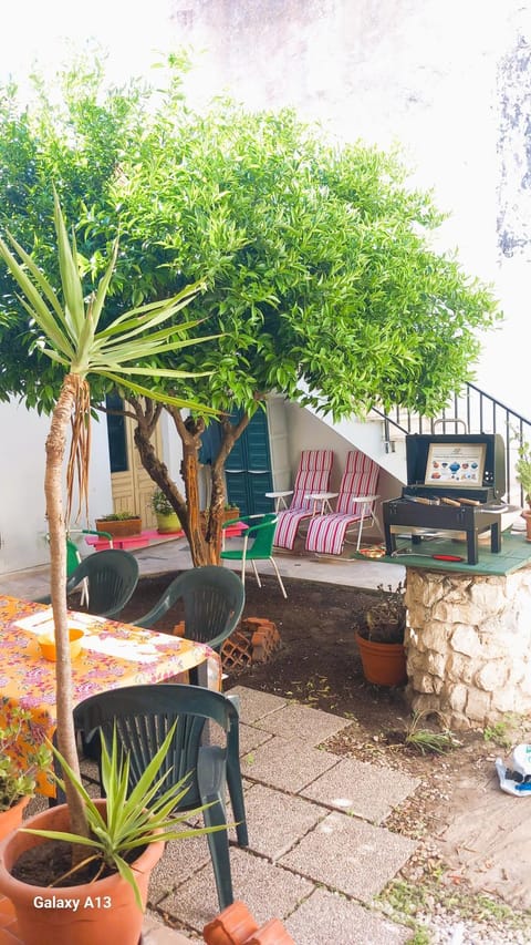 Inner courtyard view