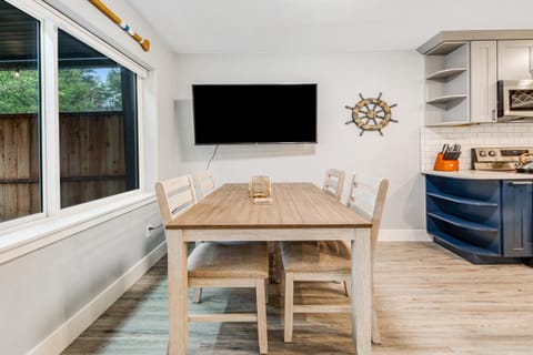 SurfSide House in Westport